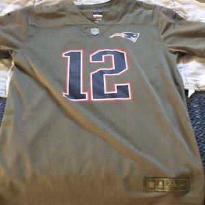 Patriots Tom Brady Salute to Service Jersey